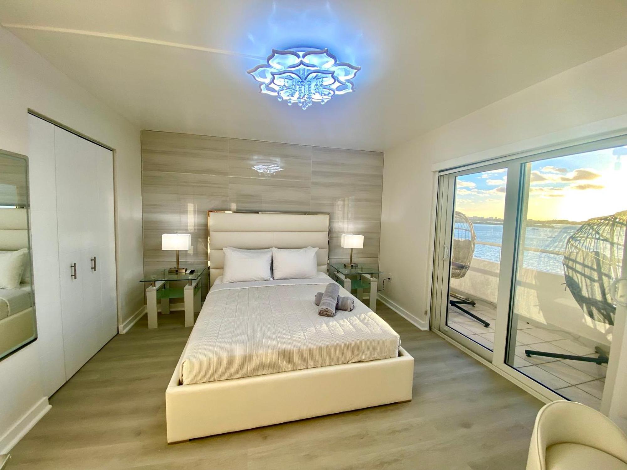 Panoramic Luxurious Waterfront One Bedroom Apartment With Miami Skyline View Free Parking 5Min Drive To Майами-Бич Экстерьер фото